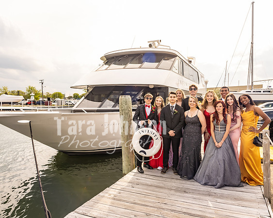 22 IAW Prom on the Infinity in Detroit - TJP (13 of 87)