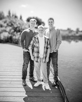 Hendrickson Family @ Indian Springs - BW - TJP (7 of 29)
