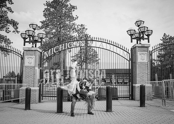 24 U of M Grad Photos - Audrey-100