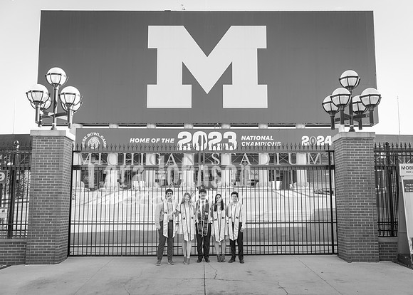 Kera & Friends Grad Photos W25 B&W (143 of 259)
