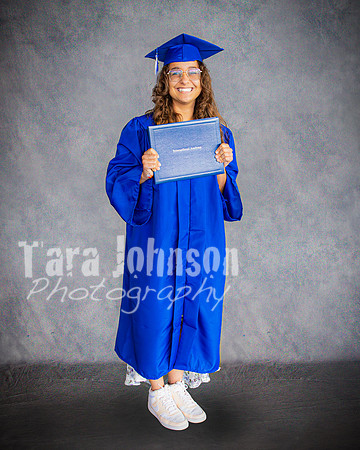 2025 IA Graduation - Gray Backdrop - TJP (255 of 359)