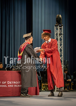 UDJ Graduation 2025 - Handshake (264 of 346)