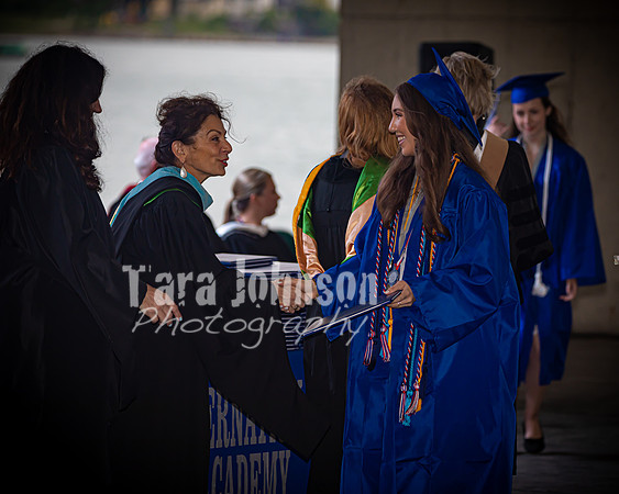 22 IA Grad - Angle #4 Sup-Board-AP - West - TJP (39 of 207)