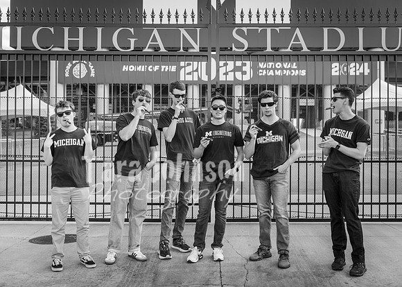 New Life Grad Photos W25 B&W (160 of 166)