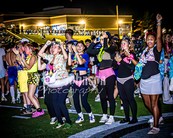 2024 LHS - Fireworks Spectators - TJP (17 of 23)