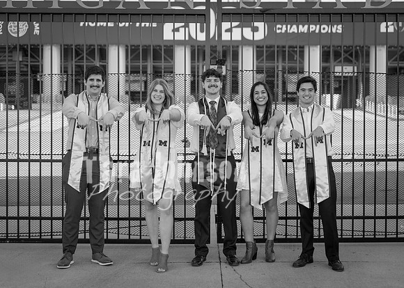 Kera & Friends Grad Photos W25 B&W (147 of 259)