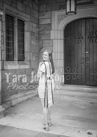 24 U of M Grad Photos - Audrey-138