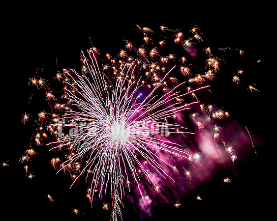 2022 LHS Fireworks - TJP (14 of 90)