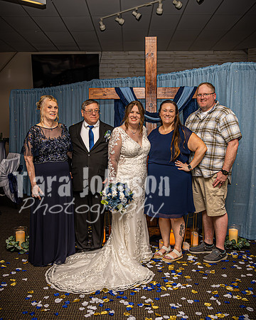 Mitch & Kelly - Kelly with Friends & Family - TJP (6 of 15)