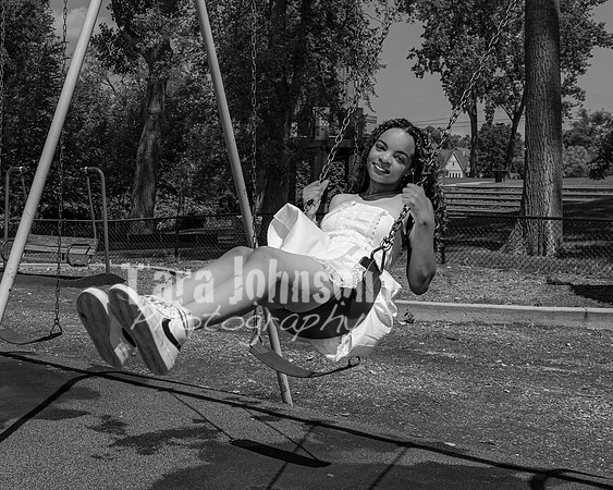 Anna Allen @ Central Park in Milford - BW - TJP (95 of 100)