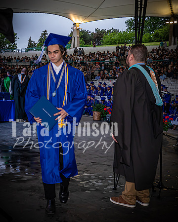22 IA Grad - Angle #4 Celebration Walk - TJP (144 of 345)