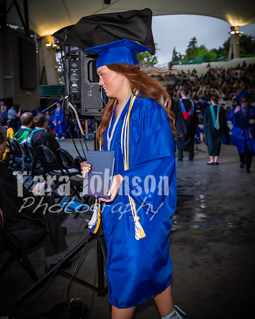 22 IA Grad - Angle #4 Celebration Walk - TJP (138 of 345)