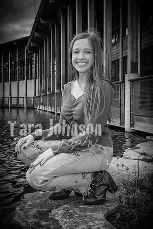 Avery Taylor - Full - BW - Part 2 - TJP (9 of 14)