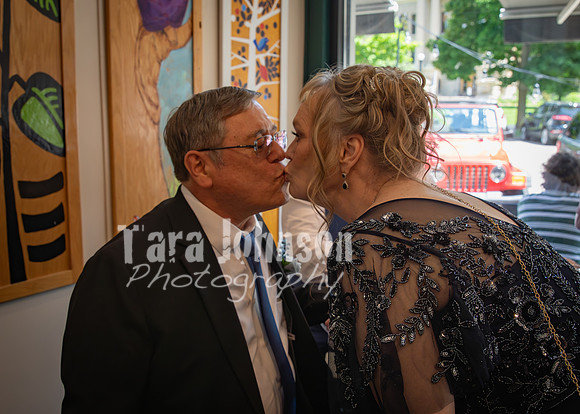 24 M. & K. Eaton Wedding [Wedding Prep in Mason] - DH (21 of 54)