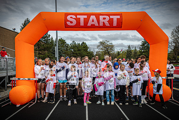 2025 Vivat 5K - Prerace - TJP (38 of 86)