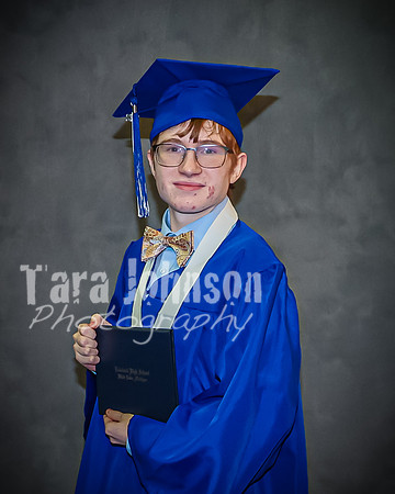22 LHS Grad - Angle #5 Studio - TJP (24 of 584)