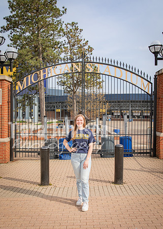 24 U of M Grad Photos - Audrey-27