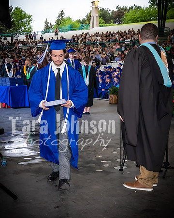 22 IA Grad - Angle #4 Celebration Walk - TJP (31 of 345)
