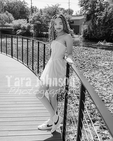 Anna Allen @ Central Park in Milford - BW - TJP (58 of 100)