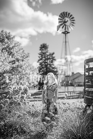 Baily Hagg @ Kensington Farm - BW - TJP (6 of 58)
