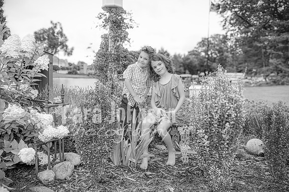 Sculthorpe Family @ Cedar Island - BW - TJP (14 of 58)