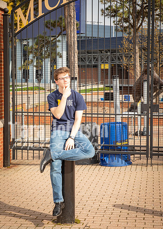 24 U of M Grad Photos - Audrey-25