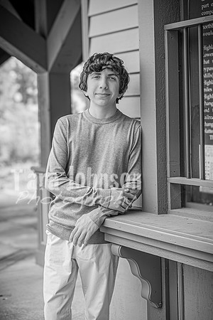 Corbin Gibson @ Highland Depot Tracks - BW - TJP (43 of 43)
