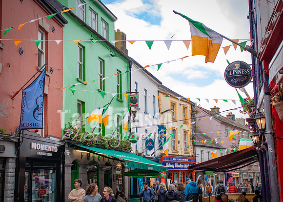 Galway Day Trip - Streets of Galway (28 of 51)