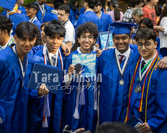 25 IA Graduation - Candid - DH (9 of 33)