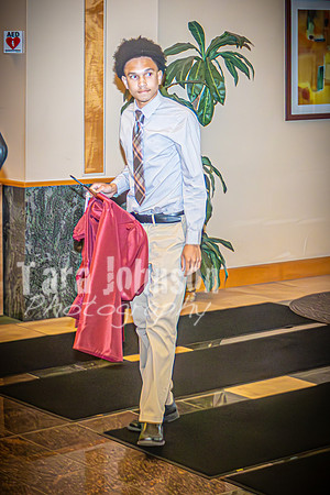 25 U of D - Candids (Hallway) - TJP (9 of 119)