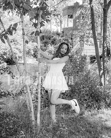 Anna Allen @ Central Park in Milford - BW - TJP (43 of 100)
