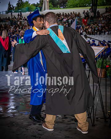 22 IA Grad - Angle #4 Celebration Walk - TJP (195 of 345)