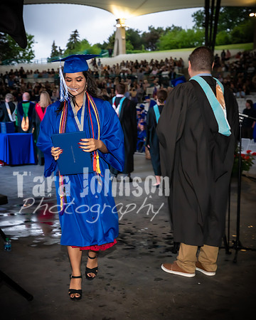 22 IA Grad - Angle #4 Celebration Walk - TJP (198 of 345)