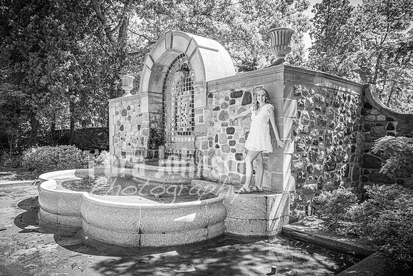 Claire Jones @ Cranbrook - BW - TJP (53 of 100)