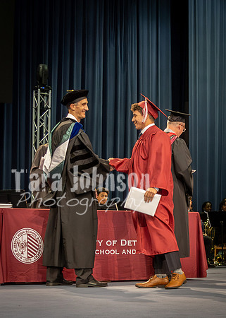 UDJ Graduation 2025 - Handshake (326 of 346)