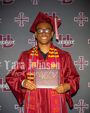 2024 U of D Grad - Angle Studio - TJP (174 of 286)