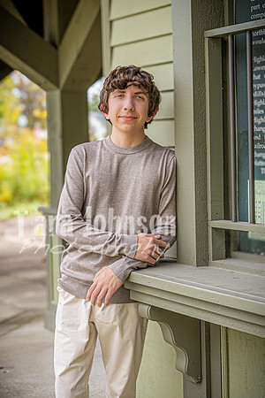 Corbin Gibson @ Highland Depot Tracks - Color - TJP (43 of 43)