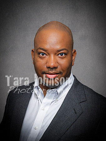 2025 SFV Services - Headshots - TJP (17 of 18)