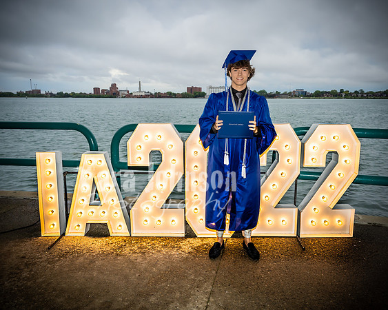 22 IA Grad - Angle #5 Lighted Sign - TJP (97 of 362)