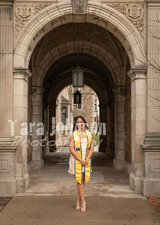 Isha V. W25 Graduation Photos (25 of 70)