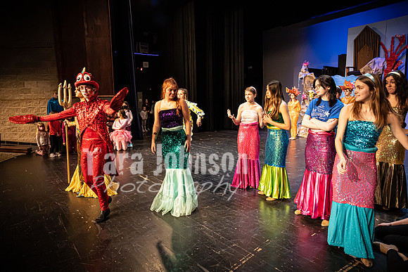 22 LHS Theatre - Mermaid R1 - Act 1 - TJP (95 of 363)