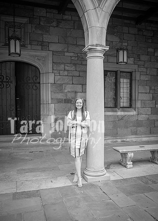 24 U of M Grad Photos - Audrey-114