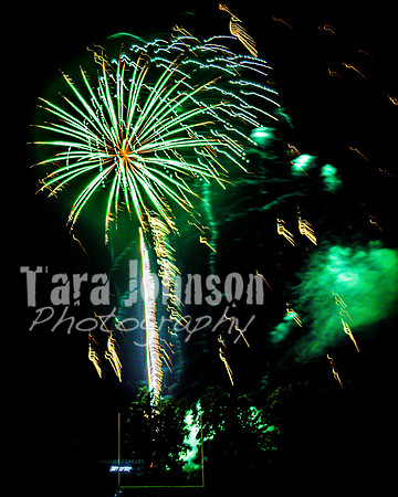 2022 LHS Fireworks - TJP (35 of 90)