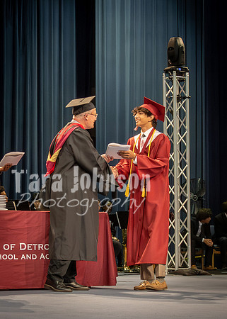 UDJ Graduation 2025 - Handshake (162 of 346)