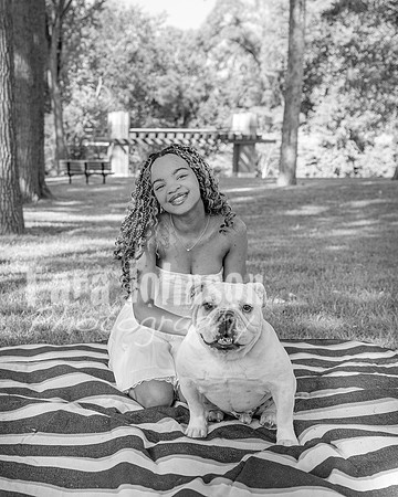Anna Allen @ Central Park in Milford - BW - TJP (2 of 100)