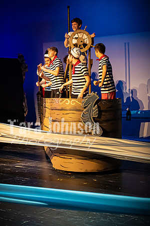 22 LHS Theatre - Mermaid R1 - Act 1 - TJP (14 of 363)