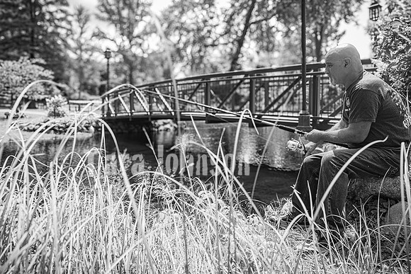Ron Hall @ Depot Park - BW - TJP (20 of 54)