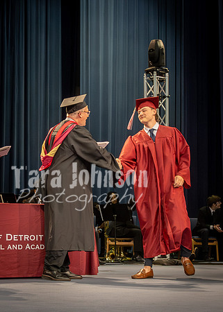 UDJ Graduation 2025 - Handshake (276 of 346)