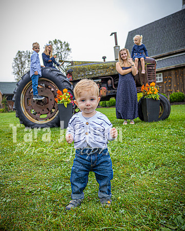 Wyman Family - Color - TJP (27 of 36)