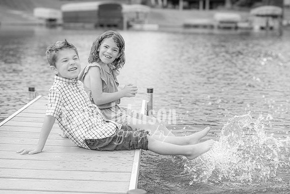 Sculthorpe Family @ Cedar Island - BW - TJP (27 of 58)